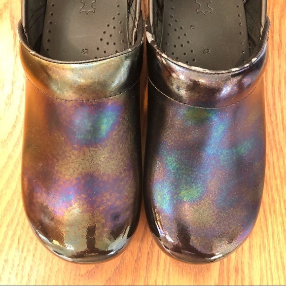 Dansko Black Iridescent Clogs, Size 42/11.5 - Picture 4 of 12